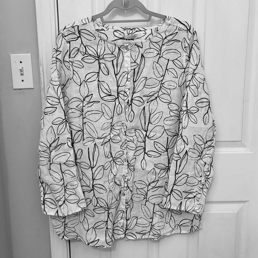 Cynthia Rowley Button Front Floral Print 100% Linen Top